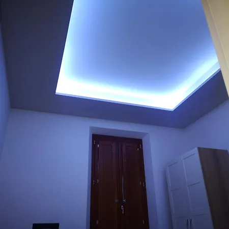 בית נופש Al Centro 5 Posti ג'וליאנובה